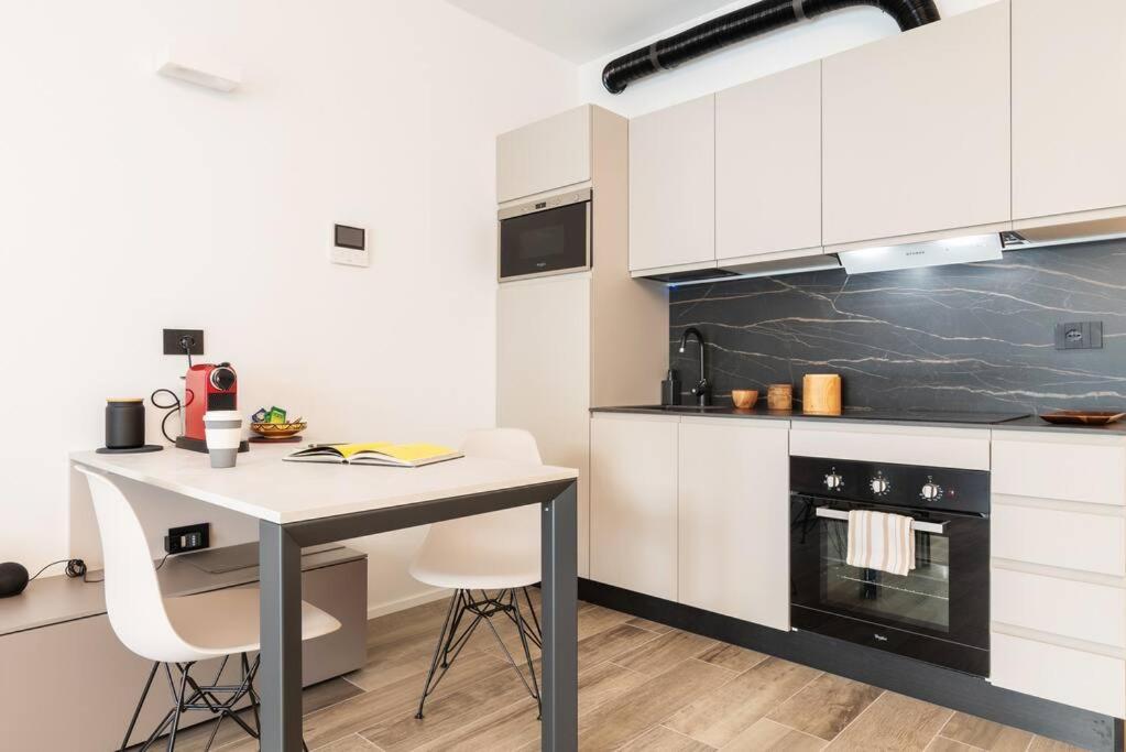 Emotichome 7 Flexyrent Studio Milan Bagian luar foto